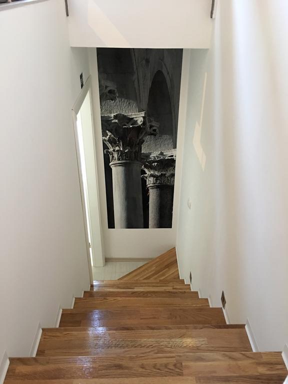 Central Split Rooms And Apartments Paese Ngoại thất bức ảnh